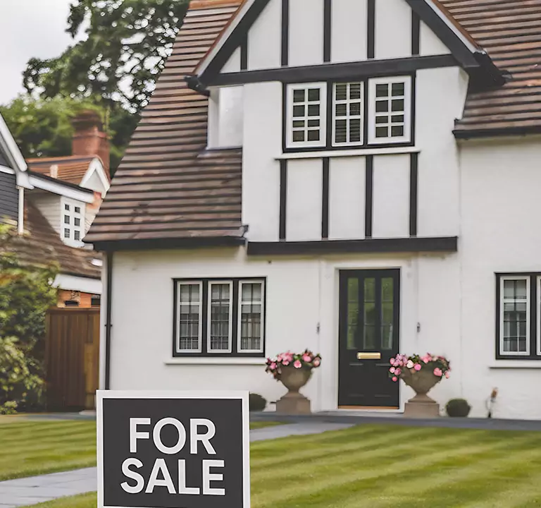 The Top-Rated Buyer to Sell House Off Market in Elmont, NY